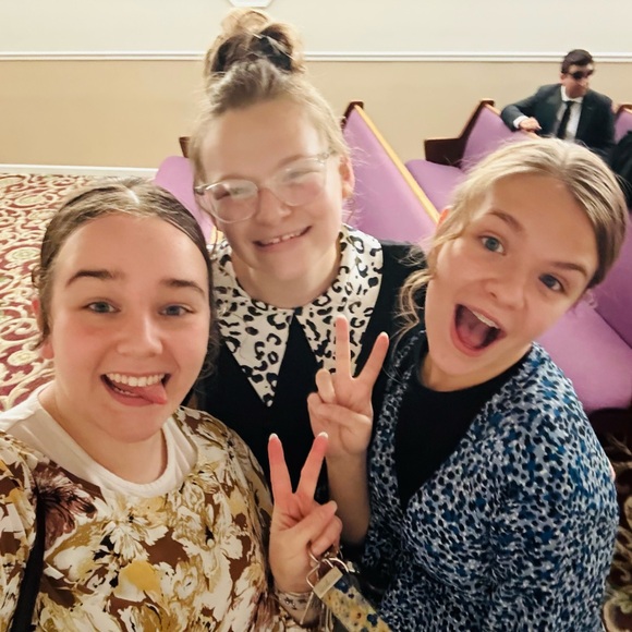 Meet your Posher, Abigail - Picture 7 of 12